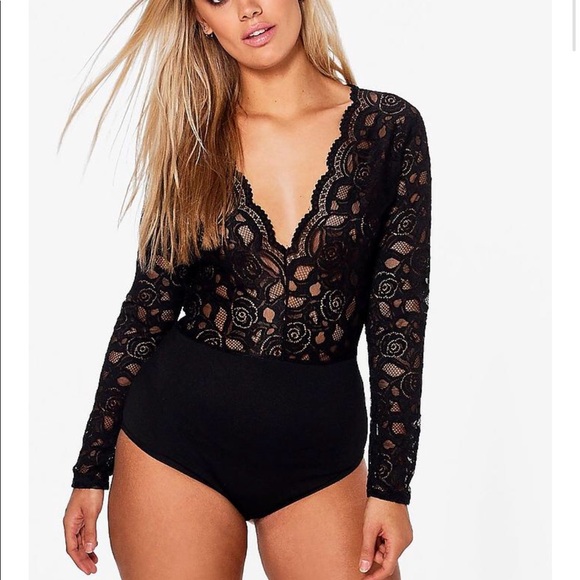 Boohoo Tops - NWOT BOOHOO black lace bodysuit petite